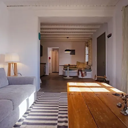 Private Sea View Yard Апартаменты *