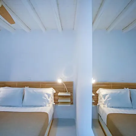 Апартаменты Private Sea View Yard *