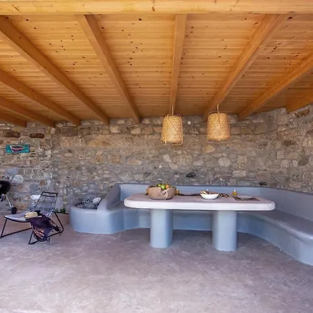 Апартаменты Private Sea View Yard *