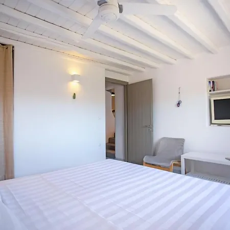 Private Sea View Yard Калафатис