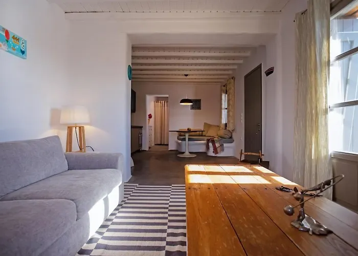 Private Sea View Yard アパート *