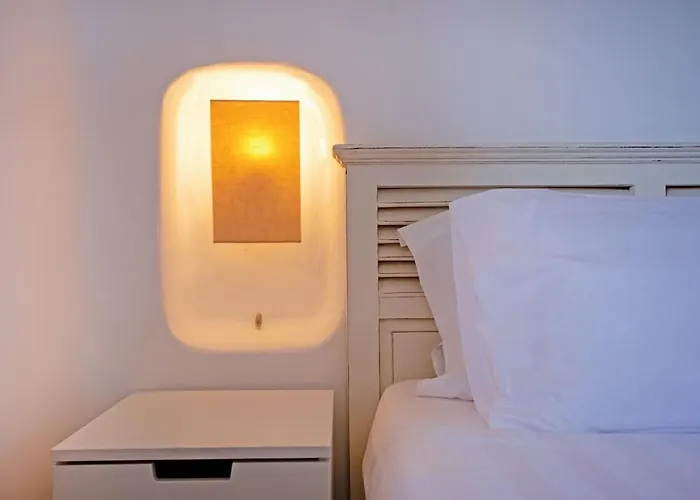 Private Sea View Yard