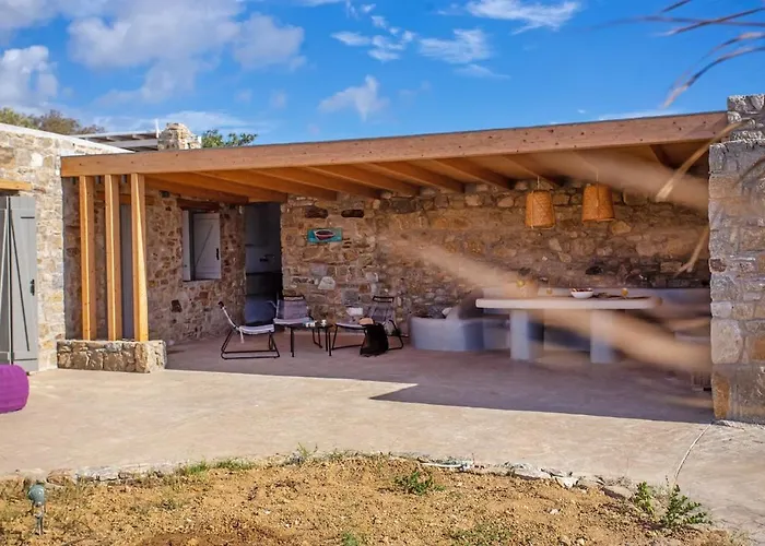 Private Sea View Yard カラファティス